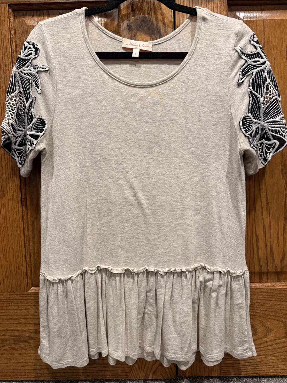 Hailey&Co Women’s Cream Ruffled with Black Embroidered Floral Sleeves size S